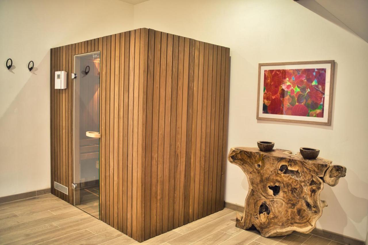 L'Oxalis Villa, Sauna Et Jaccuzi Privatif Bullion Exterior foto
